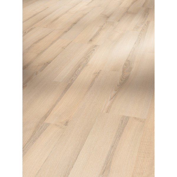 SUELO LAMINADO CLASSIC 1050 FRESNO TROPICAL 2 TABLILLAS -1475591- 1285 x 194 x 8 mm 